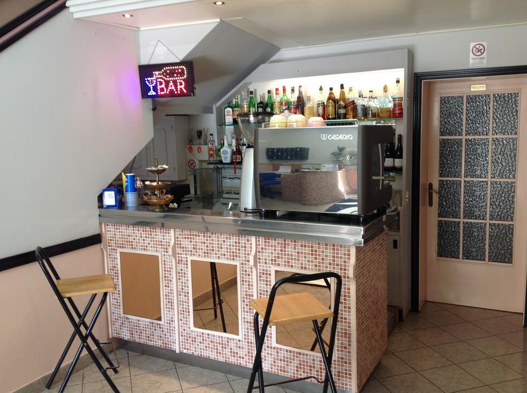 Hotel Laura Rimini Ngoại thất bức ảnh