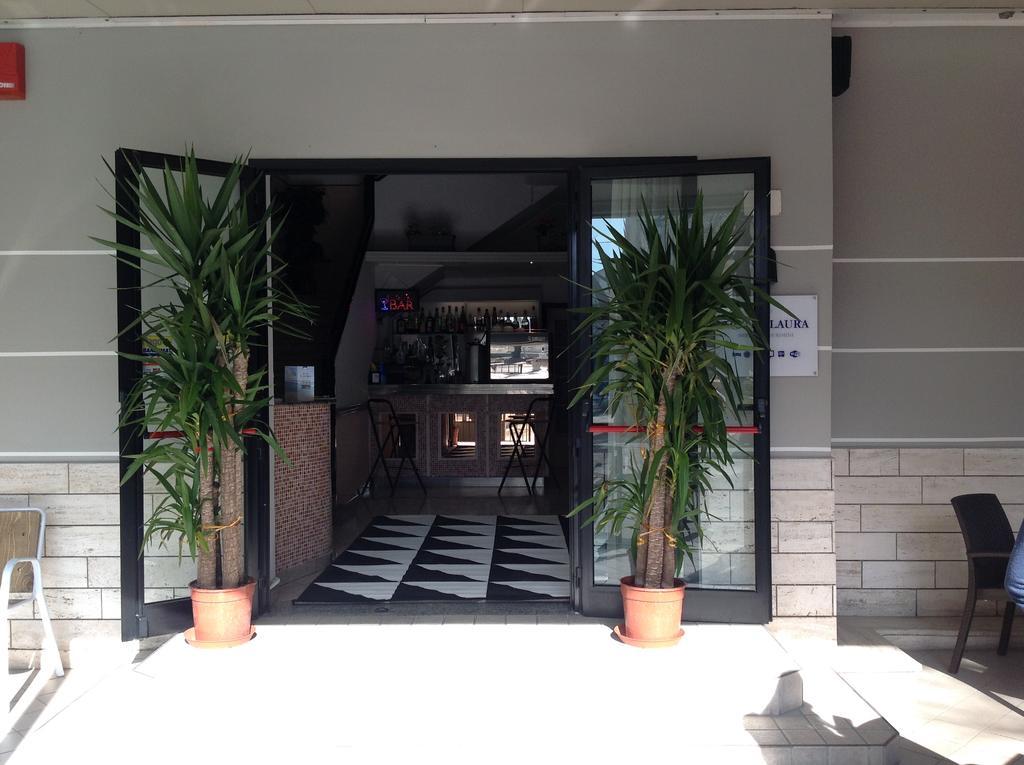 Hotel Laura Rimini Ngoại thất bức ảnh